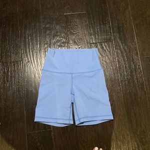 Aritzia Biker Shorts